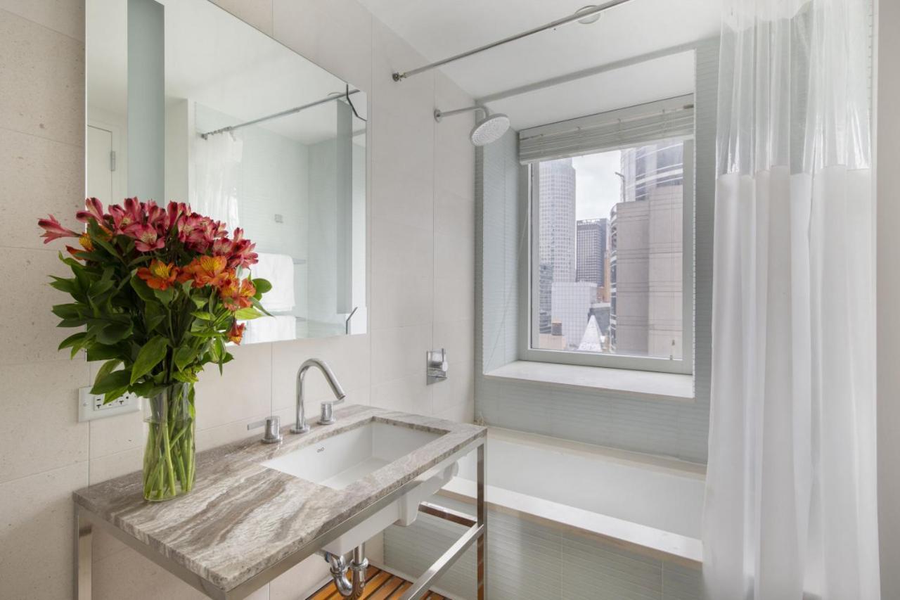 Perfectly Located 2bd Near Times Square With Gym Apartamento